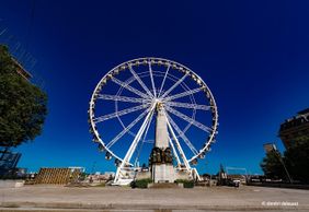 Brussels Walking Tour with The View Ferris Wheel Ticket