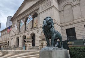 Chicago: Art Institute Ticket & Sightseeing Audio Tour