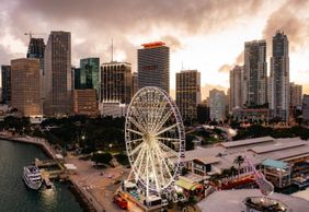 Miami: Skyviews Ticket & Sightseeing Audio Tour