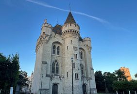 Brussels: Historic Highlights Tour with Halle Gate Ticket