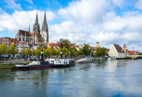 Regensburg: Time-Traveler's Audio Tour