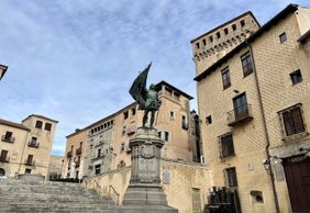 Enchanting Walk Through Historic Segovia & Its Monuments