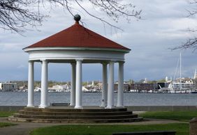 Newport: Majestic Mansions Audio Tour