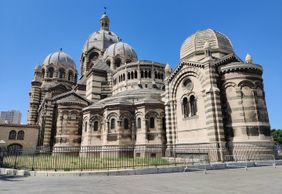 Marseille: Panier District Exploration Audio Tour