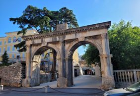 Pula Historic Sites: A Time Travel Walking Tour