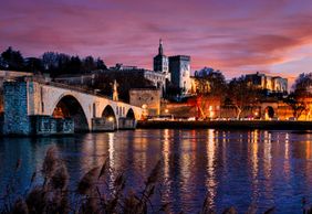 Avignon: Palatial Grandeur Audio Tour