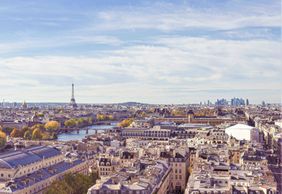 Paris: Seine Riverbank Charms Audio Tour