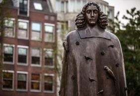 Amsterdam: Jewish Cultural Quarter Audio Tour