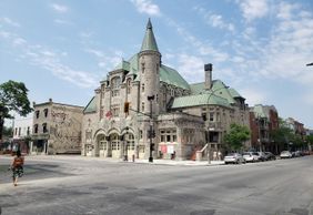 Montreal: Mile End & Outremont Audio Tour