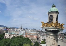 Vienna: Kunst Haus Wien Ticket & Sightseeing Audio Tour