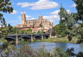 Salamanca: An Enchanted Walking Tour