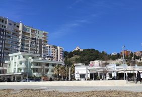 Durrës Walking Adventure: Timeless City Treasures