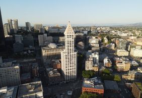 Seattle: Skyline Saga & Historic Landmarks Audio Tour