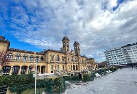 San Sebastian: Essence & Culture Audio Tour