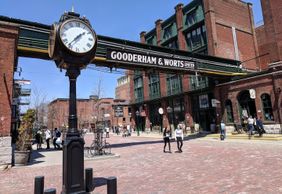 Toronto: Casa Loma District Audio Tour