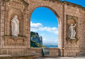 Montserrat Abbey: Audio Tour with a Ticket to the Escolania Choir Concert