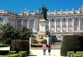 Madrid: Royal Palace & Gardens Audio Tour (Without a Ticket)