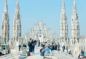Milan: Duomo Ticket & Audio Tour with a City Walk