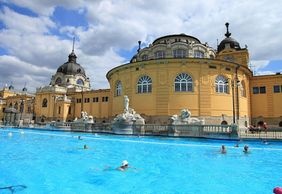Széchenyi Spa: Entry + Massage + Private Cabin