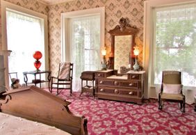 Neill-Cochran House Museum: Entry Ticket