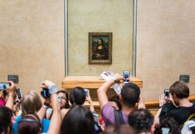 Louvre Museum: Fast Track Ticket + Hosted Access to Mona Lisa