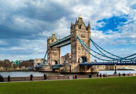 London Sightseeing Tour with Tower Bridge Ticket