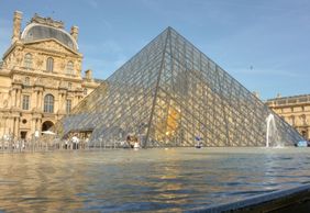 Paris: Louvre Entrance Ticket