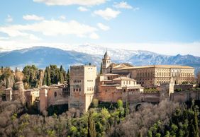 Granada: Alhambra Ticket & Audio Tour