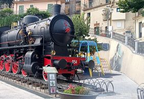 Reggio Calabria: Bova's Historic and Natural Hidden Gems