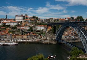 Porto: Explore History & Culture with Porto Cathedral Ticket