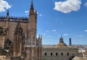Seville's Hidden Heritage: A 2-Hour Walking Journey