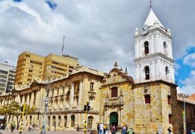 Bogota: Audio Tour from Iglesia De Las Aguas to Biblioteca Nacional