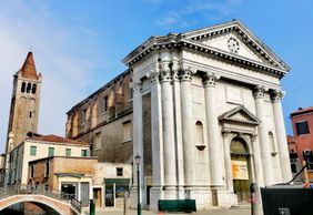 Venice: Dorsoduro Hidden Gems Audio Tour