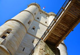 Paris: Chateau de Vincennes Ticket & Audio Tour