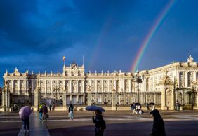 Madrid: Royal Palace & Gardens Fast-Track Ticket & Audio Tour