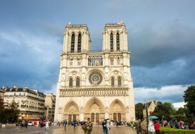 Paris: Notre Dame Cathedral Rebirth Self-Guided Audio Tour
