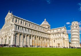 Leaning Tower of Pisa & Cathedral: Fast Track Ticket