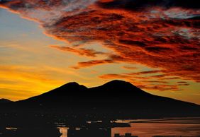 Vesuvius: Sunset Entry Ticket + Roundtrip from Pompei