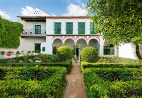 Bucarelli Palace: Entry Ticket