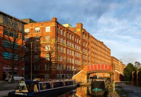 Manchester: Time-Travel Audio Tour