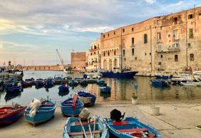 Monopoli: an Audio Tour of Historic Gems