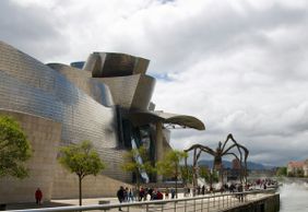 Bilbao: Guggenheim Museum Ticket & Audio Tour