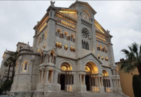 Discover Monaco's Majesty: An In-App Audio Tour