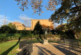 Philadelphia Historic District: 2-Hour Walking Journey