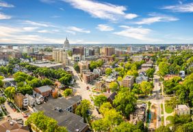 Downtown Madison: Sightseeing, History, and Lively City Vibes