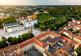 Vilnius: Old Town Heritage Audio Tour