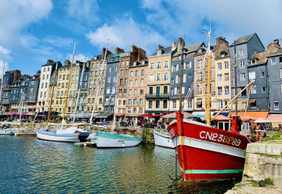 Honfleur: Self-Guided Audio Walk Through Harbor Light and Art