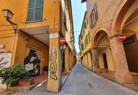 Bologna: Architectural Marvels Audio Tour