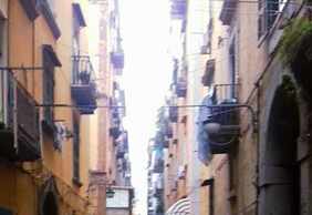 Naples: Self-Guided Walking Audio Tour