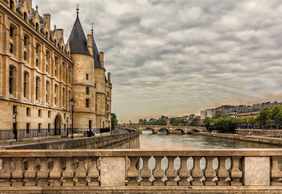 Paris: La Conciergerie Ticket